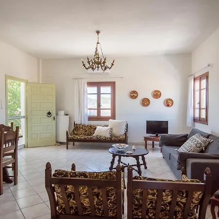Relaxing Country House *