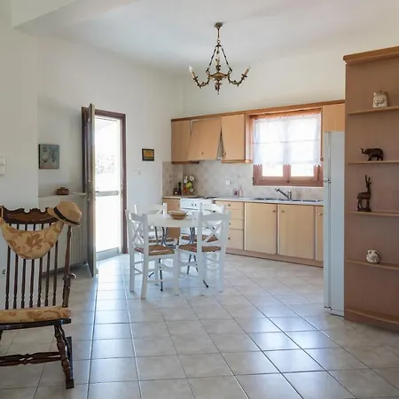 Relaxing Country House Naoussa